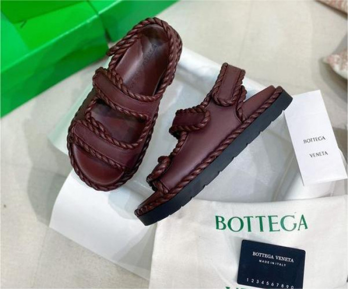 B*OTEGA V*ENETA SLIDE BVSE-004