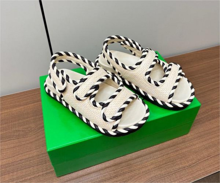 B*OTEGA V*ENETA SLIDE BVSE-006