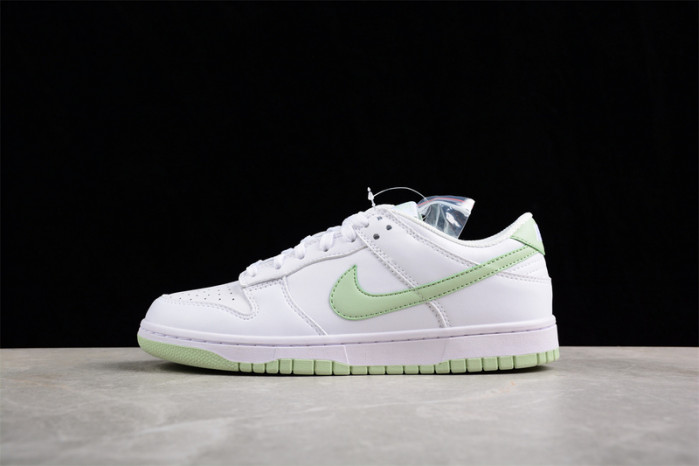 nike dunk low honeydew  dv0831-105