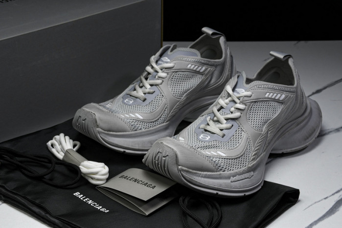 B*AL*ENCIAGA CIRCUIT BC-001