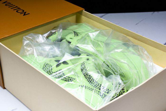 lou vuit  sneakers  lvss-0277