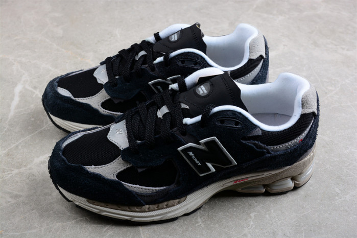 new balance nb-070