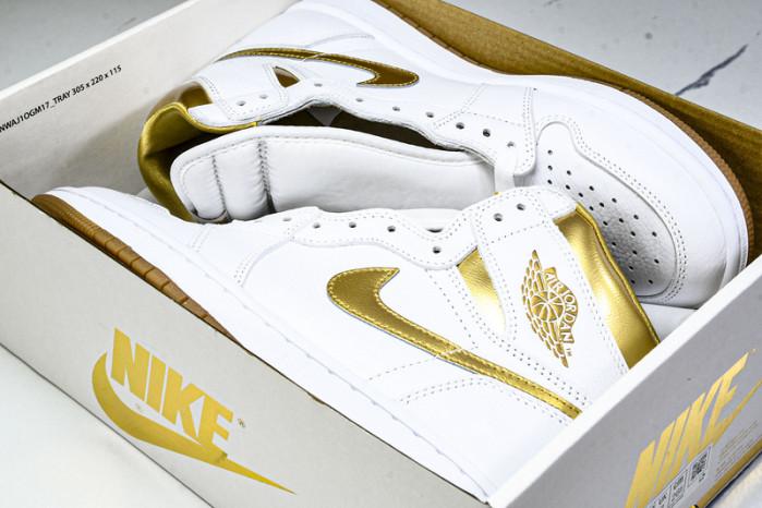 Air Jordan 1 High OG "Metallic Gold" FD2596-107