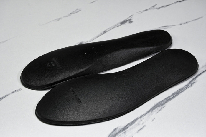 Air Jordan 12 “Blueberry” CT8013-140