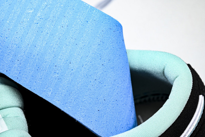 Air Jordan 1 Low CQ9828-131