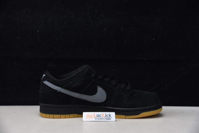 nike sb dunk low “fog” bq6817-010