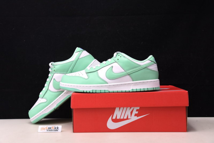 nike dunk low green glow (w) - dd1503-105