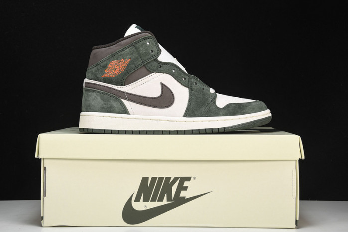air jordan 1 mid  554766-002