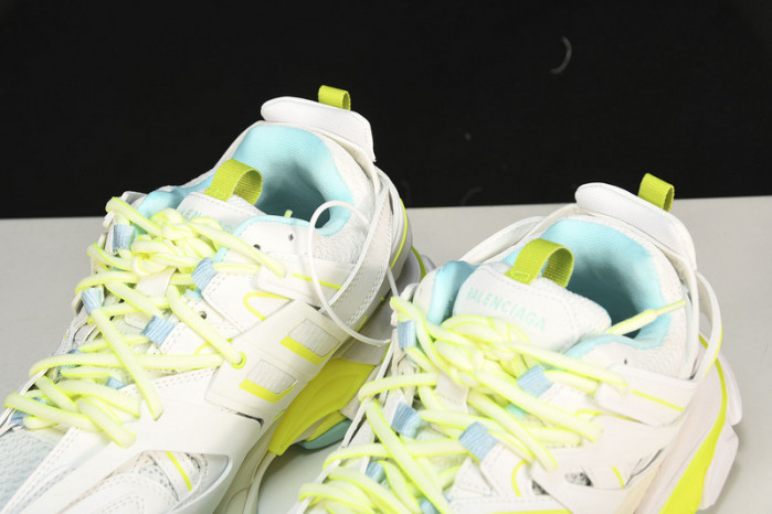 Ba*len*cia*ga track trainer  btt-068