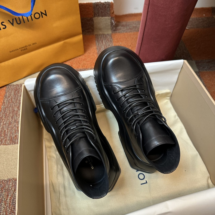 L**V**T* BOOTS LVTBS-002