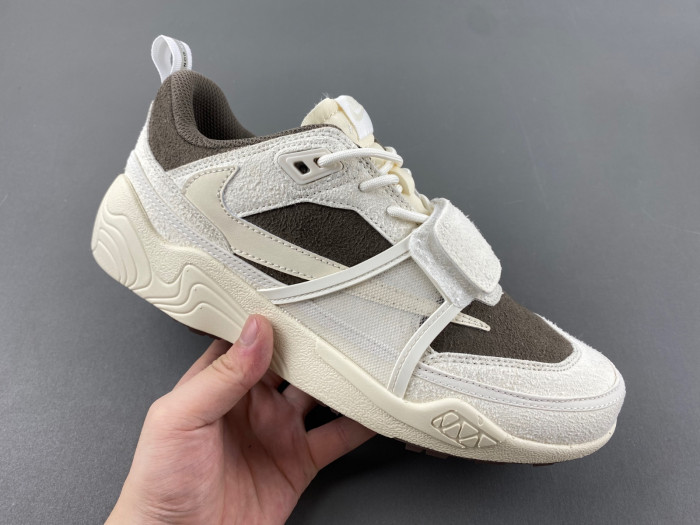 TRAVIS SCOTT X AIR JORDAN 1 LOW HQ3061-102